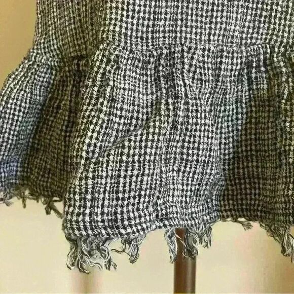 Falls Creek Navy Plaid Ruffle Sleeveless Blouse Women's Size Small - Picture 5 of 7